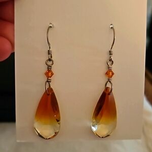 Teardrop glass earrings